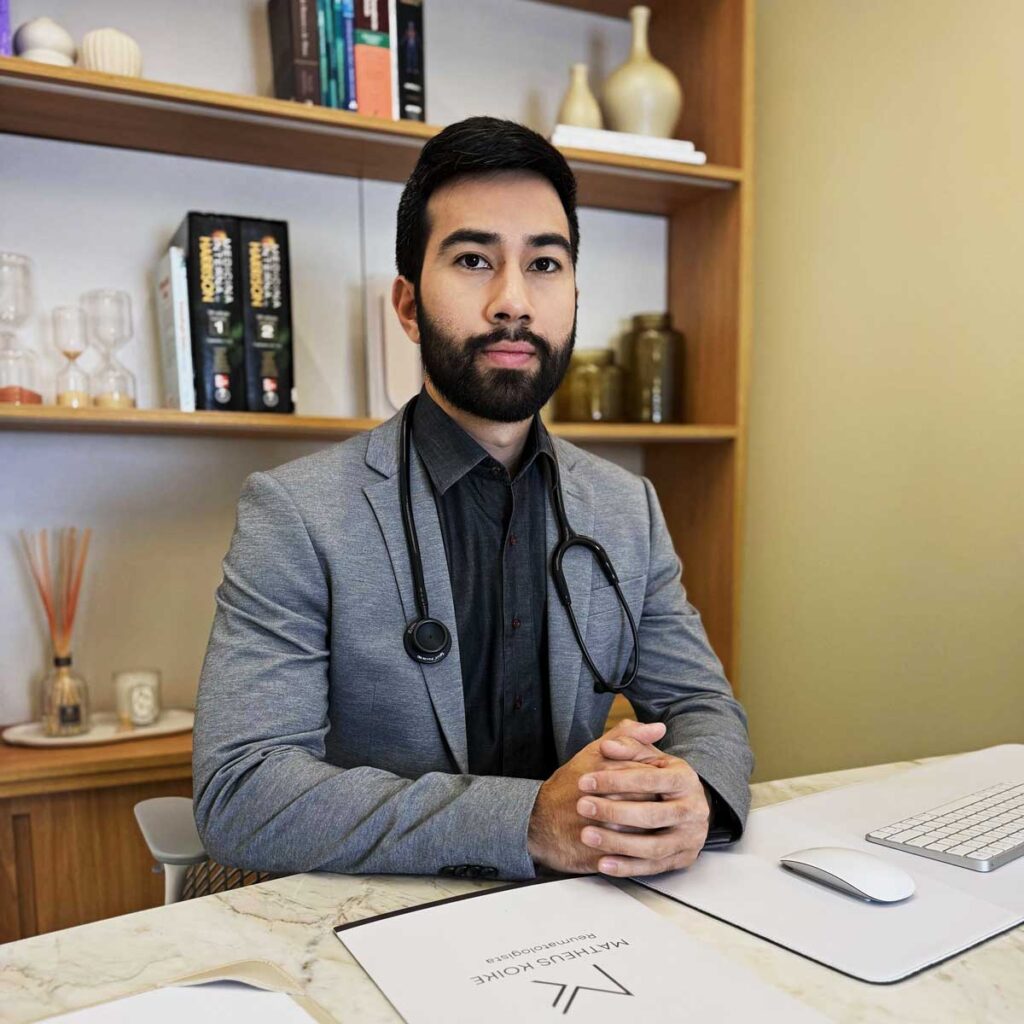 Dr. Matheus Koike - Reumatologista em Itaim Bibi - São Paulo